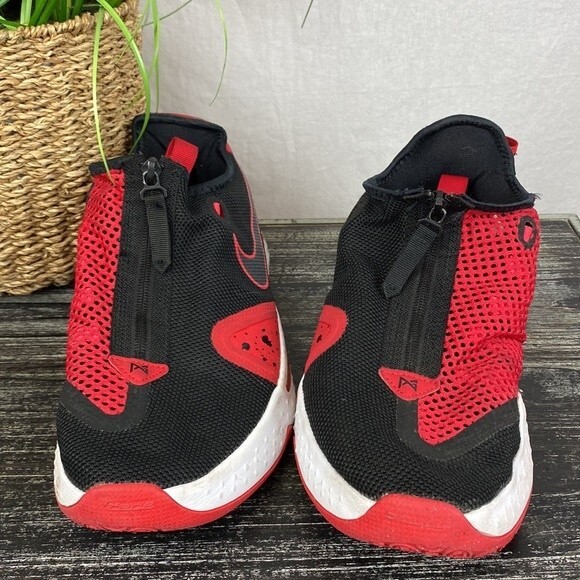 Nike Black & Red PG 4 Basketball Zip Up Athletic Sport Shoes 9 - Picture 3 of 8